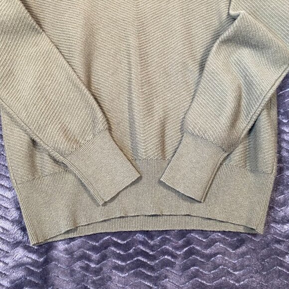 J.Crew Olive Green Ruffle Neck Sweater Ribbed Knit pullover,womens size XS - Picture 3 of 9